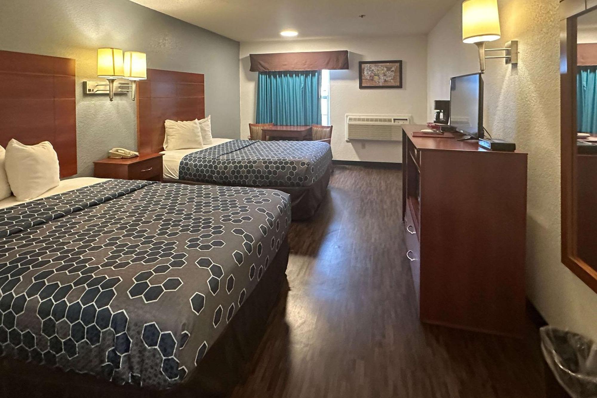 Econo Lodge Tucumcari Route 66 Bagian luar foto