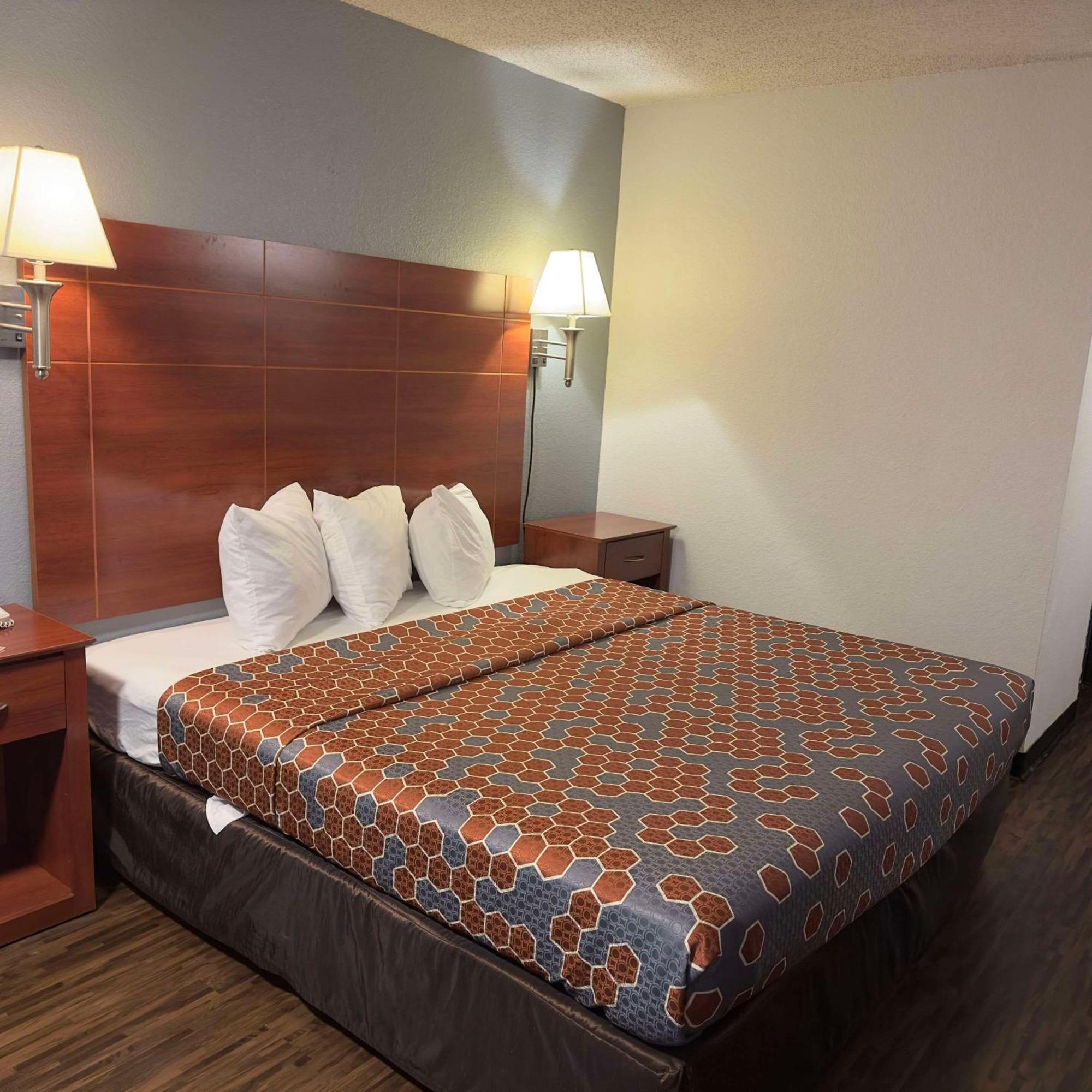 Econo Lodge Tucumcari Route 66 Bagian luar foto