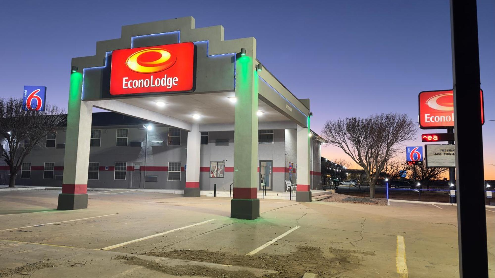 Econo Lodge Tucumcari Route 66 Bagian luar foto