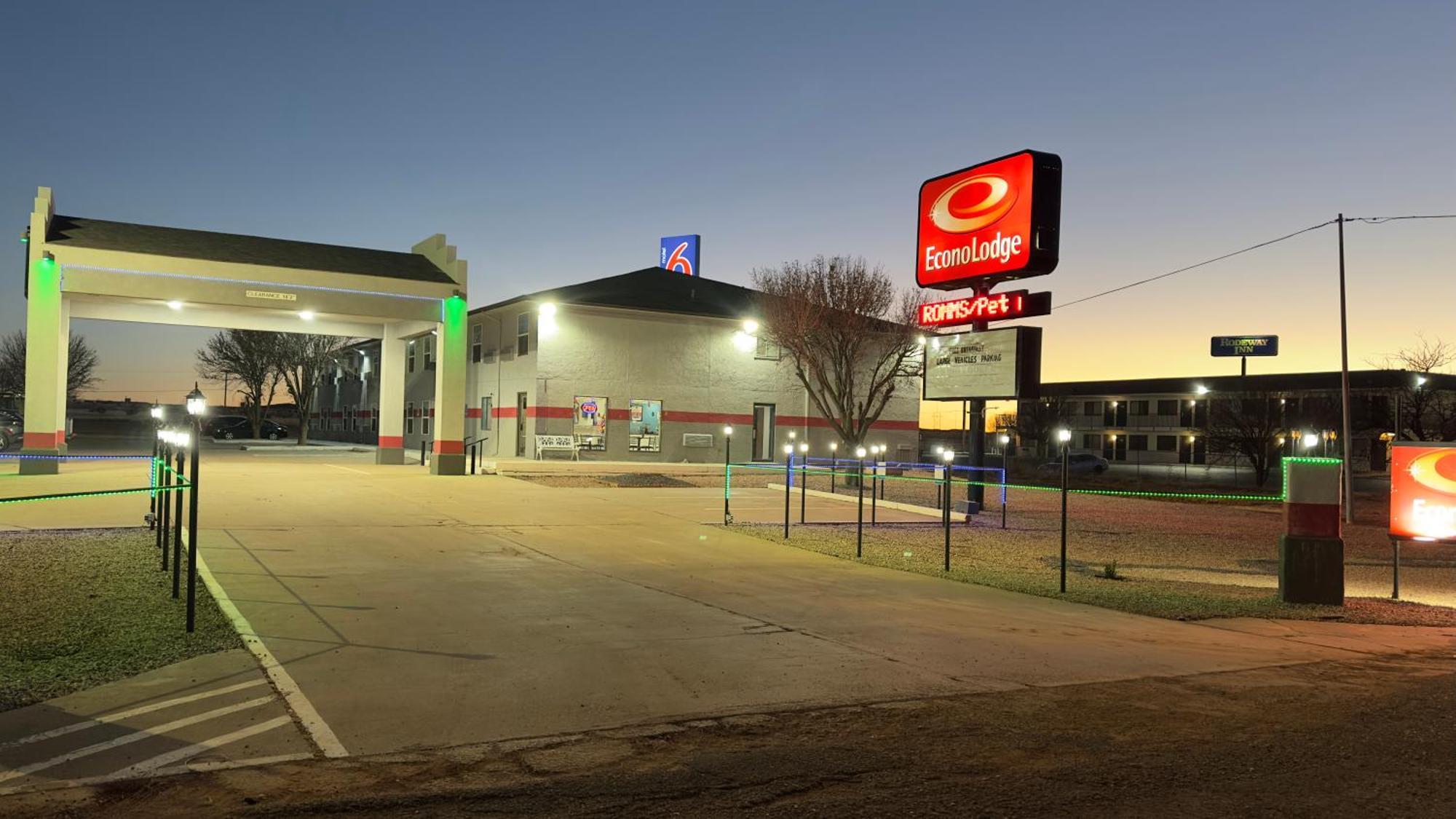 Econo Lodge Tucumcari Route 66 Bagian luar foto