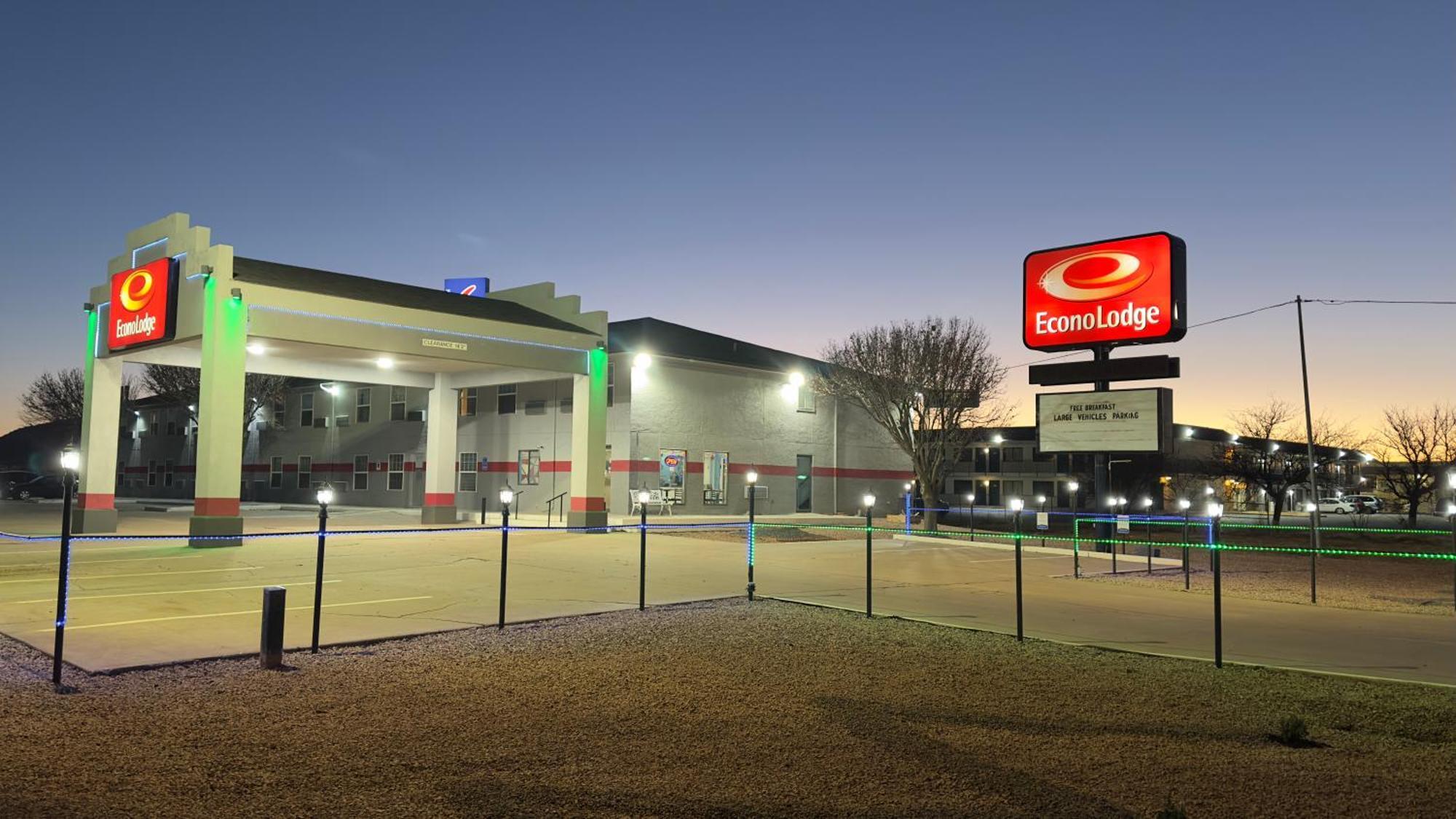 Econo Lodge Tucumcari Route 66 Bagian luar foto