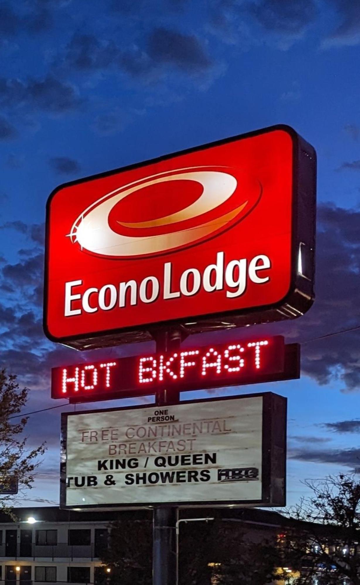 Econo Lodge Tucumcari Route 66 Bagian luar foto