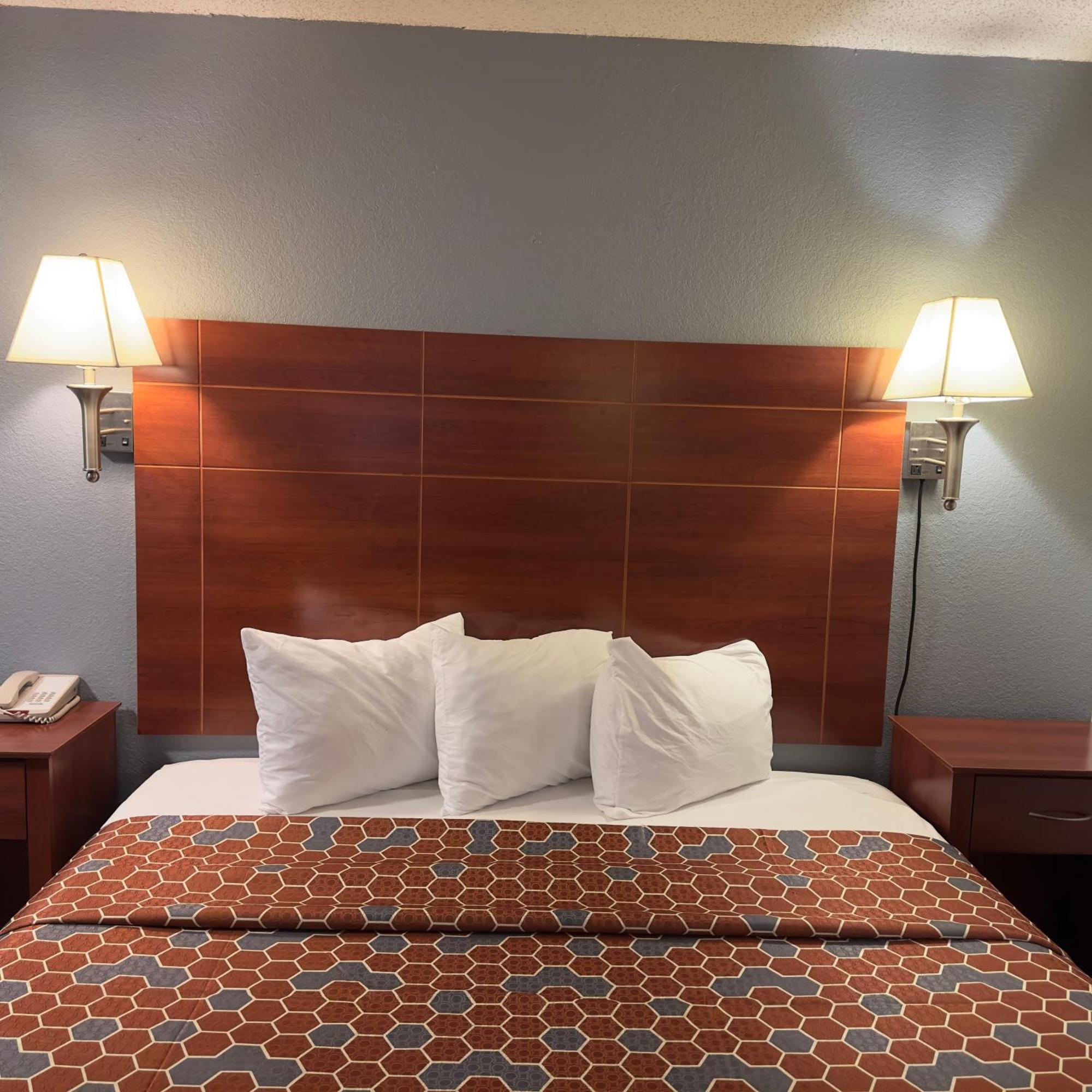 Econo Lodge Tucumcari Route 66 Bagian luar foto