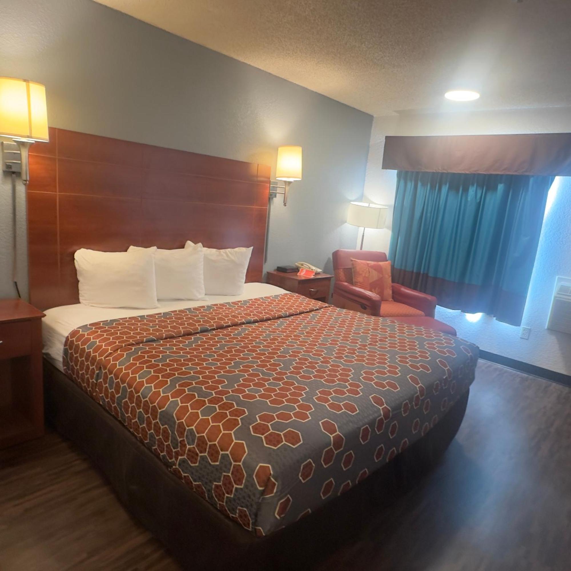 Econo Lodge Tucumcari Route 66 Bagian luar foto